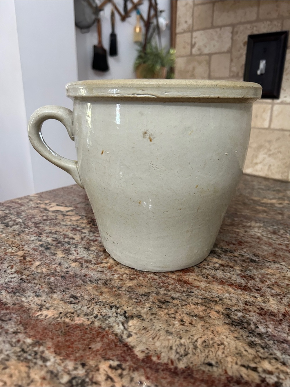 Primitive Crock with Handle - Picture 1 of 6